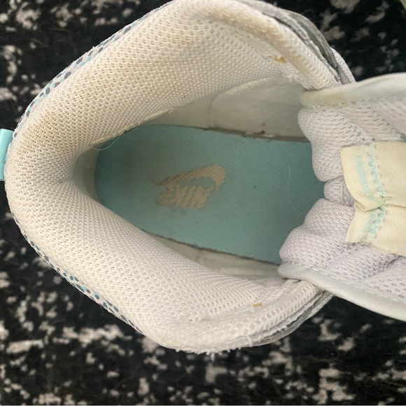 Nike Dunk High Skinny Glacier Ice Polka Dot - Picture 6 of 7